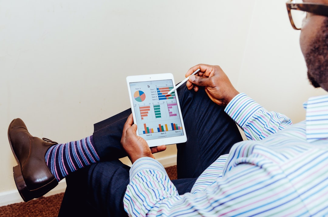Zeel-Thacker-Setting-New-Trends-In-Digital-Marketing.jpeg